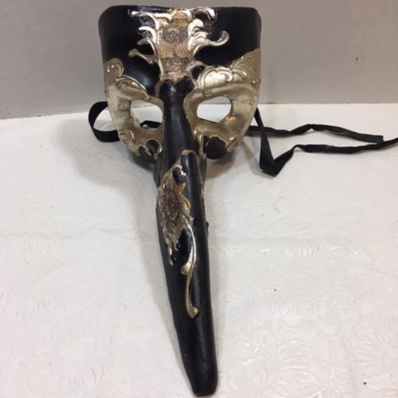 Unique Carnival Venetian Mask Doctor of The Plague w/Gold Embellishment & Pics - Picture 5 of 16